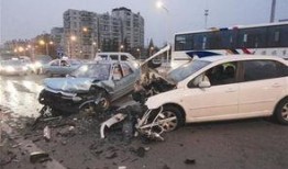 南京四桥车祸最新爆料,事故原因及伤亡情况深度解析